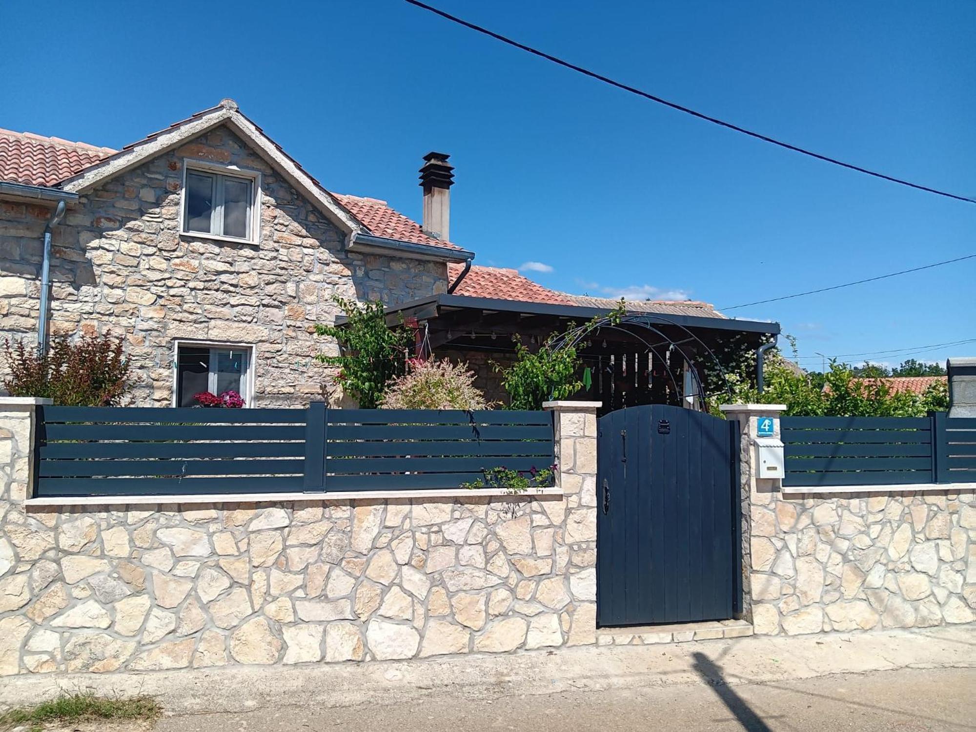 Vila Kuca Za Odmor Delfina Slivnica Exteriér fotografie